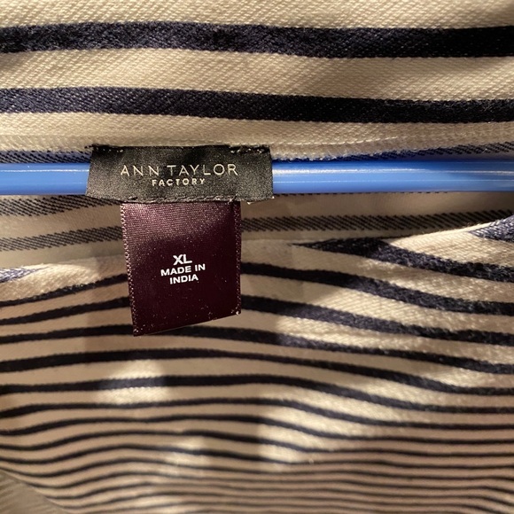 Striped Tank Top - Picture 4 of 5